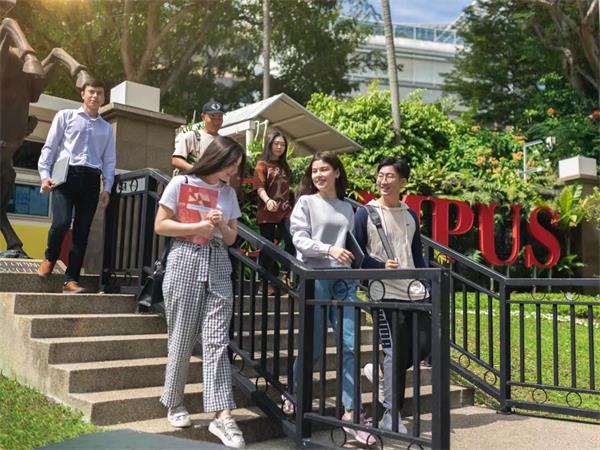 新加坡管理发展学院分数
