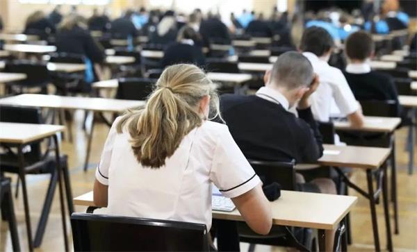 新加坡楷博高等教育学院学费